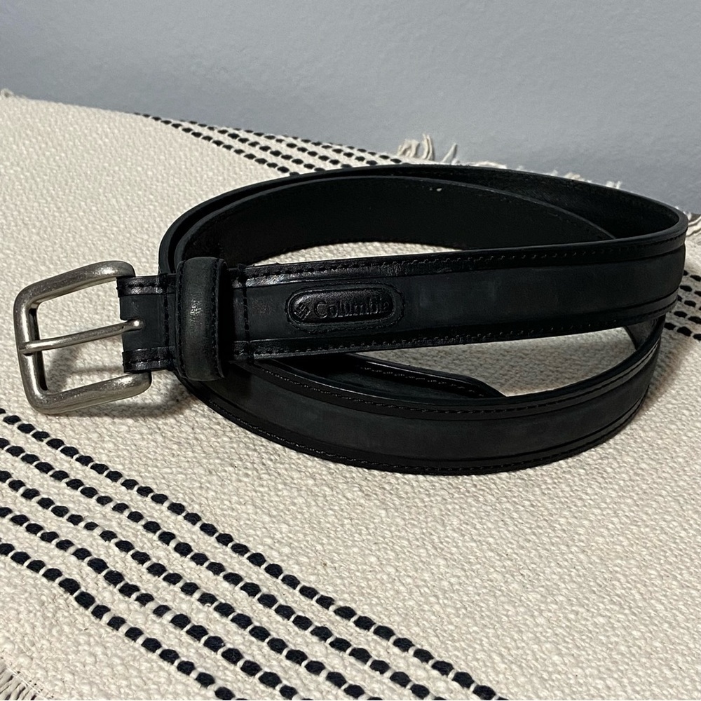 COLUMBIA / Men's Black Leather Belt Silver Buckle Size 42